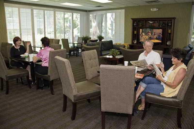 Surestay Plus Hotel By Best Western Clearwater Central מראה חיצוני תמונה