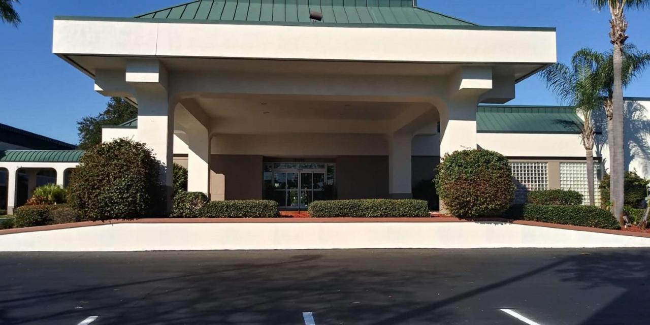 Surestay Plus Hotel By Best Western Clearwater Central מראה חיצוני תמונה