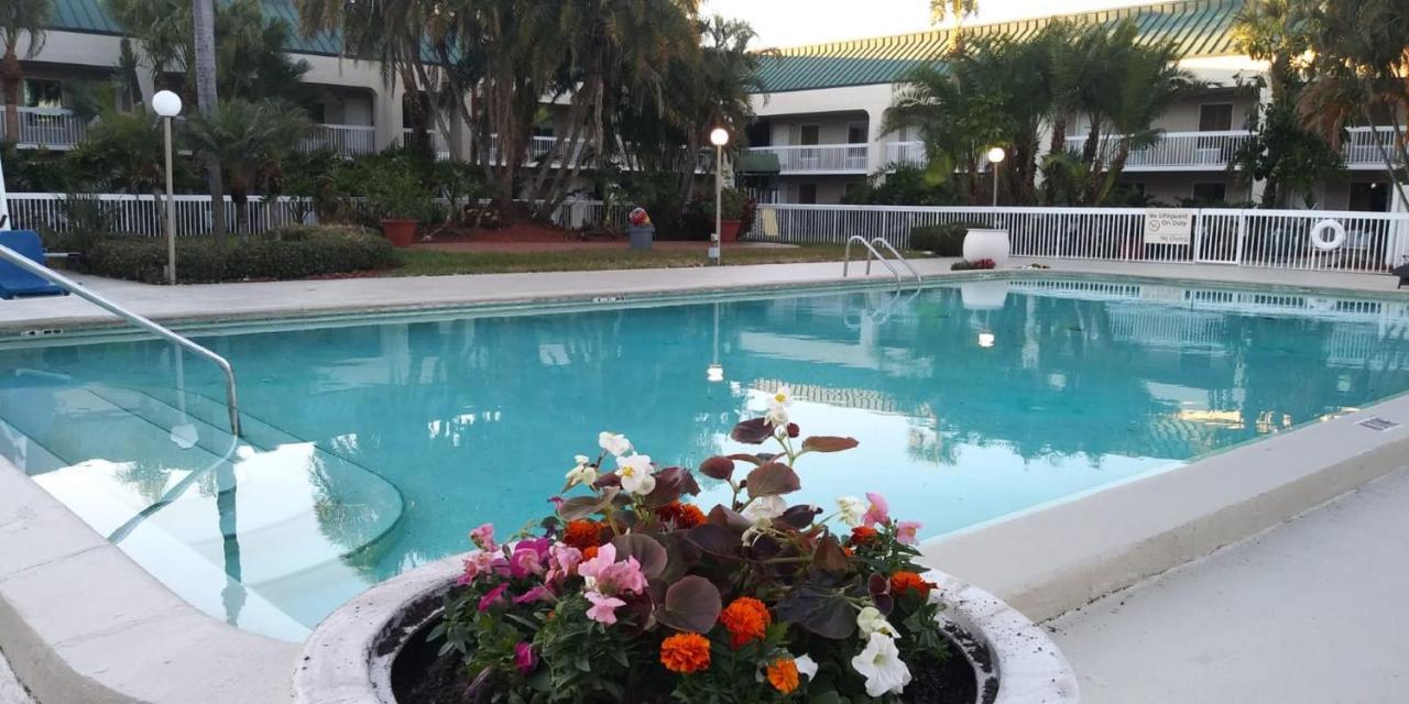 Surestay Plus Hotel By Best Western Clearwater Central מראה חיצוני תמונה