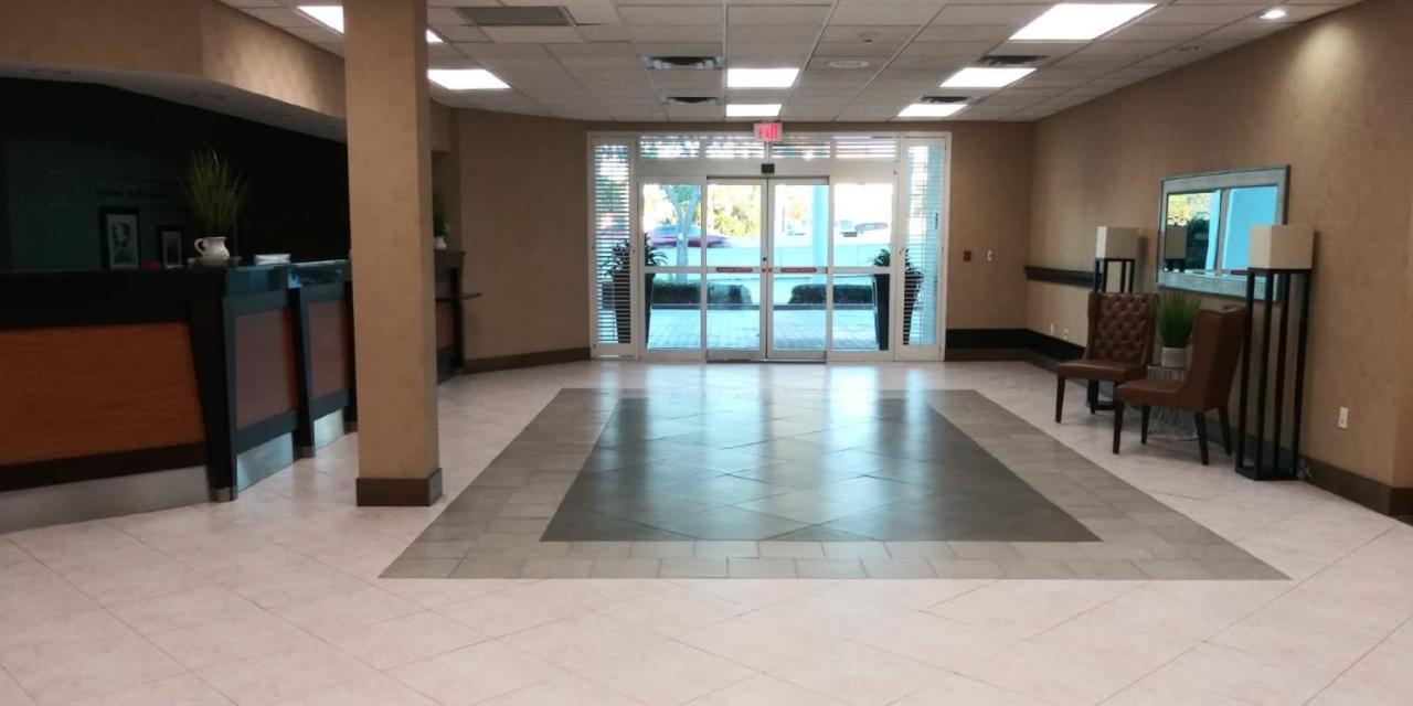 Surestay Plus Hotel By Best Western Clearwater Central מראה חיצוני תמונה